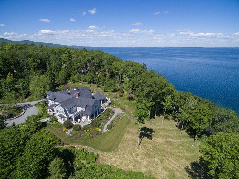 Luxury Waterfront Homes and Oceanfront Properties for Sale